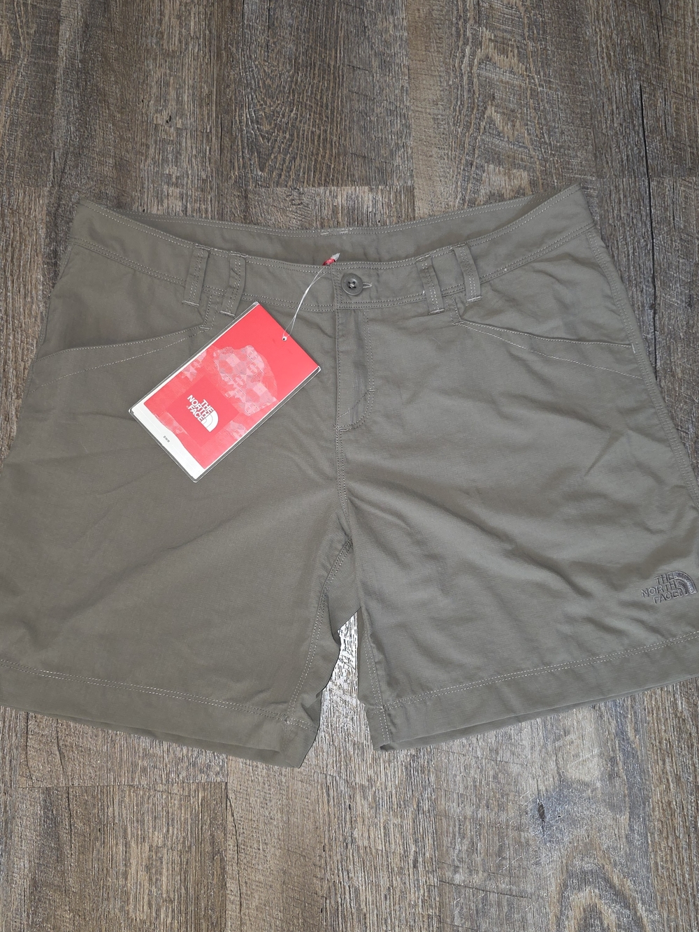 NWT The North Face Women's Horizon Hiking Shorts – Khaki/Olive Green, Size 10